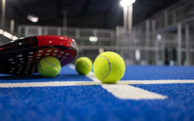 Comment trouver un constructeur court de padel dans ma région pour un projet rapide ?